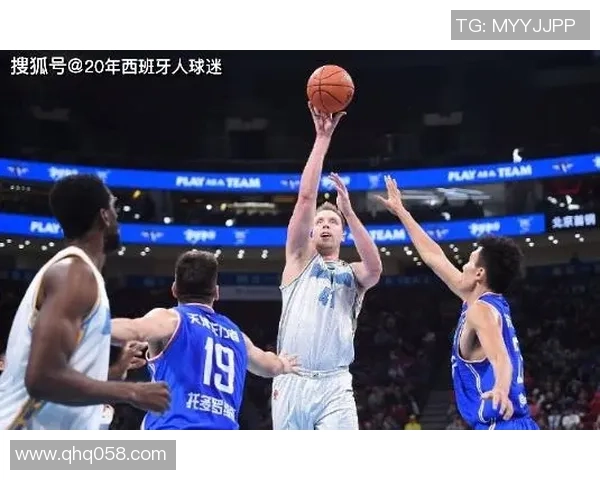 上海篮球队强势领跑城市联赛积分榜总分61分展现实力